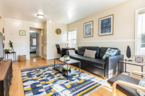 Cozy House 10min to Monuments! 10min to DC by CozySuites